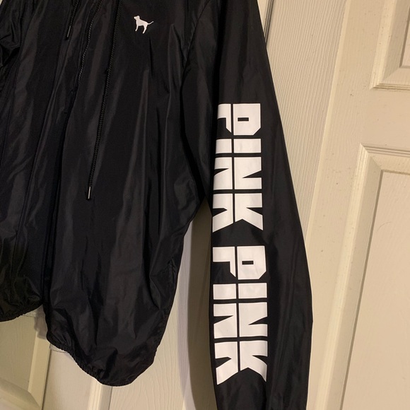 PINK medium black raincoat - Picture 3 of 4